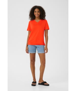 Regular fit,Korte mouwen  Fijne was 30°, niet bleken, niet in de droger drogen, Druipnat ophangen in de schaduw, warm strijken max. 150° C, Droogreiniging  50% Linnen,50% Viscose