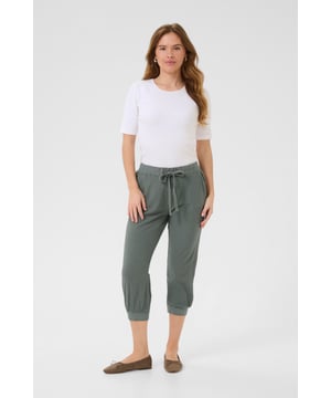 Regular fit,Normale Passform,Midi-Länge  30° waschbar, Nicht bleichen, Trocknen im Trockner schonend, Tropnass aufhängen im Schatten, Warm bügeln max. 150° C, Trockenreinigung  100% Baumwolle