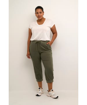 Regular fit,Elastische Taille,Midi-Länge  30° waschbar, Nicht bleichen, Trocknen im Trockner schonend, Tropnass aufhängen im Schatten, Warm bügeln max. 150° C, Trockenreinigung  100% Baumwolle