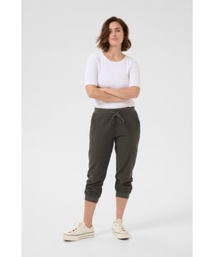 Regular fit,Normale Passform,Midi-Länge  30° waschbar, Nicht bleichen, Trocknen im Trockner schonend, Tropnass aufhängen im Schatten, Warm bügeln max. 150° C, Trockenreinigung  100% Baumwolle