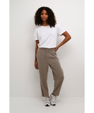 Regular fit,Hohe Taille,Knöchellänge,Tapered  30° waschbar, Nicht bleichen, Nicht im Trockner trocknen, Tropnass aufhängen im Schatten, Kalt bügeln max. 110° C, Trockenreinigung  64% Polyester (Recycelt),33% Viskose,3% Elasthan