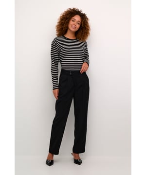 Regular fit,Hoge taille,Enkel lengte,Straight  Wassen op 30°, niet bleken, niet in de droger drogen, Druipnat ophangen in de schaduw, koud strijken max. 110° C, Droogreiniging  64% Polyester (Gerecycled),33% Viscose,3% Elastaan