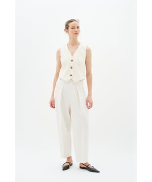 Halfhoge taille,Enkel lengte,Straight  Fijne was 30°, niet bleken, niet in de droger drogen, Druipnat ophangen, koud strijken max. 110° C, Droogreiniging  39% Polyester (REPREVE®),34% Polyester,23% Viscose,4% Elastaan