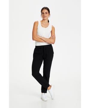 Relaxed fit,Regular taille,Enkel lengte  Wassen op 30°, niet bleken, drogen in droger behoedzaam, Druipnat ophangen in de schaduw, warm strijken max. 150° C, Droogreiniging  100% Katoen