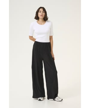 Regular fit,Lang,Weite leg  30° waschbar, Nicht bleichen, Nicht im Trockner trocknen, Tropnass aufhängen im Schatten, Warm bügeln max. 150° C, Trockenreinigung  100% Polyester