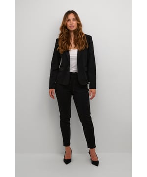 Casual fit,Normale Passform,7/8 Länge,Regular leg  30° waschbar, Nicht bleichen, Nicht im Trockner trocknen, Tropnass aufhängen im Schatten, Kalt bügeln max. 110° C, Trockenreinigung  74% Polyester,22% Viskose,4% Elasthan