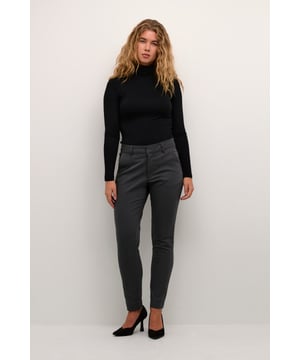 Regular fit,Regular taille,Enkel lengte,Slim  Fijne was 30°, niet bleken, niet in de droger drogen, Druipnat ophangen in de schaduw, koud strijken max. 110° C, Droogreiniging  38% Polyester,30% Katoen,30% Viscose,2% Elastaan