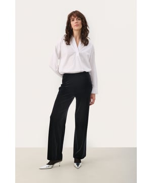 Slim fit,Normale Passform,Lang,Gerade  Schonwäsche 30°, Nicht bleichen, Nicht im Trockner trocknen, Liegend trocken., Kalt bügeln max. 110° C, Trockenreinigung  60% Polyester,35% Polyester (Recycelt),5% Elasthan