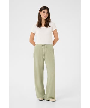 Loose fit,Elastische taille,Lange lengte,Relaxed  Wassen op 30°, niet bleken, niet in de droger drogen, Druipnat ophangen in de schaduw, koud strijken max. 110° C, Chemisch laten reinigen.  100% Lyocell