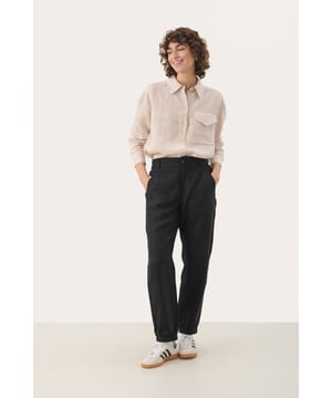 Contemporary fit,Comfort taile,Enkel lengte,Straight  Wassen op 30°, niet bleken, niet in de droger drogen, Druipnat ophangen in de schaduw, koud strijken max. 110° C, Droogreiniging  100% Linnen