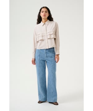 Loose fit,Regular taille,Lange lengte,Straight  Wassen op 30°, niet bleken, niet in de droger drogen, Druipnat ophangen, koud strijken max. 110° C, Niet droog reinigen  95% Katoen,3% Polyester,2% Viscose