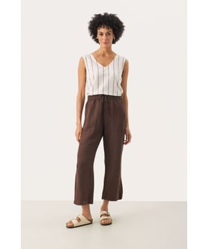 Easy fit,Comfort taile,Lengte net boven de enkel,Relaxed  Fijne was 30°, niet bleken, niet in de droger drogen, Druipnat ophangen in de schaduw, koud strijken max. 110° C, Droogreiniging  50% Linnen,50% Viscose (LENZING™ ECOVERO™)