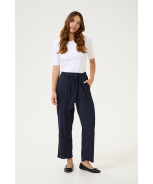 Loose fit,Knöchellänge,Gerade  Schonwäsche 30°, Nicht bleichen, Nicht im Trockner trocknen, Tropnass aufhängen im Schatten, Kalt bügeln max. 110° C, Nicht trockenreinigen  98% Polyester,2% Elasthan