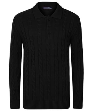 Dieses stilvolle und raffinierte Design vereint Komfort und Qualität. Ideal für die Wintersaison, sorgt seine weiche Textur und robuste Konstruktion an kalten Tagen für Wärme und macht es zu einer vielseitigen Ergänzung für jede Garderobe. Mit Blick auf die neuesten Trends gefertigt, verfügt der Pullover über ein elegantes, dickes Zopfmuster, das eine moderne und schicke Note verleiht. Der Polokragen bietet ein klassisches und vielseitiges Erscheinungsbild, während die langen Ärmel zusätzlichen Schutz und Komfort bieten. Perfekt für den täglichen Gebrauch, lässt sich der Pullover mühelos mit Jeans oder Hosen für einen smart-casual Look kombinieren. Für ein lässiges, aber raffiniertes Ensemble kombinieren Sie den Pullover mit Chinos oder Jeans. Tragen Sie ihn unter einer Jacke oder einem Mantel für zusätzliche Wärme und Stil bei kälterem Wetter. Die Pflege dieses Pullovers ist einfach, Handwäsche wird empfohlen oder Maschinenwäsche in kaltem Wasser im Schonwaschgang. Bei Bedarf auf niedriger Hitze bügeln und auf Bleichmittel und chemische Reinigung verzichten, um die Qualität zu erhalten. Der dicke Zopfmuster Herren-Polopullover mit langen Ärmeln von Felix Hardy besticht durch hochwertige Materialien und sorgfältige Verarbeitung, wodurch er zu einem unverzichtbaren Stück in Ihrer Garderobe diesen Winter wird. Bleiben Sie die ganze Saison über gemütlich und stilvoll!