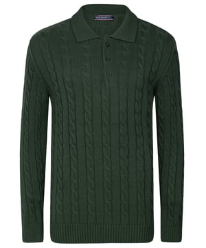 Dieses stilvolle und raffinierte Design vereint Komfort und Qualität. Ideal für die Wintersaison, sorgt seine weiche Textur und robuste Konstruktion an kalten Tagen für Wärme und macht es zu einer vielseitigen Ergänzung für jede Garderobe. Mit Blick auf die neuesten Trends gefertigt, verfügt der Pullover über ein elegantes, dickes Zopfmuster, das eine moderne und schicke Note verleiht. Der Polokragen bietet ein klassisches und vielseitiges Erscheinungsbild, während die langen Ärmel zusätzlichen Schutz und Komfort bieten. Perfekt für den täglichen Gebrauch, lässt sich der Pullover mühelos mit Jeans oder Hosen für einen smart-casual Look kombinieren. Für ein lässiges, aber raffiniertes Ensemble kombinieren Sie den Pullover mit Chinos oder Jeans. Tragen Sie ihn unter einer Jacke oder einem Mantel für zusätzliche Wärme und Stil bei kälterem Wetter. Die Pflege dieses Pullovers ist einfach, Handwäsche wird empfohlen oder Maschinenwäsche in kaltem Wasser im Schonwaschgang. Bei Bedarf auf niedriger Hitze bügeln und auf Bleichmittel und chemische Reinigung verzichten, um die Qualität zu erhalten. Der dicke Zopfmuster Herren-Polopullover mit langen Ärmeln von Felix Hardy besticht durch hochwertige Materialien und sorgfältige Verarbeitung, wodurch er zu einem unverzichtbaren Stück in Ihrer Garderobe diesen Winter wird. Bleiben Sie die ganze Saison über gemütlich und stilvoll!
