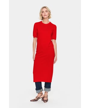 Regular fit,Midi lengte,Boven elleboog  Fijne was 30°, niet bleken, niet in de droger drogen, Liggend laten drogen., koud strijken max. 110° C, Chemisch laten reinigen.  80% Viscose (LENZING™ ECOVERO™),20% Polyamide