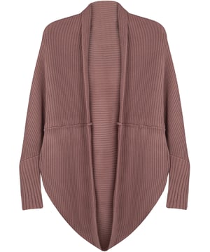 Dieser Damen-Cardigan mit Fledermausärmeln von Felix Hardy vereint mühelos Stil und Komfort. Aus einer Wollmischung gefertigt, bietet der Cardigan Wärme und ein leichtes Gefühl. Das Fledermausärmel-Design verleiht ihm einen modernen Touch und sorgt für eine entspannte Passform, die den ganzen Tag über Bewegungsfreiheit bietet. Die klaren Linien und sorgfältig verarbeiteten Bündchen und der Saum tragen zu einem gepflegten und stilvollen Erscheinungsbild bei.  In verschiedenen Farben erhältlich, lässt sich dieser vielseitige Cardigan leicht mit unterschiedlichen Kleidungsstücken kombinieren, von lässigen Jeans und Leggings bis hin zu formelleren Kleidern. Er ist perfekt für eine Vielzahl von Anlässen und ermöglicht es Ihnen, Ihren Stil mühelos auszudrücken.  Um die Qualität dieses Cardigans zu erhalten, wird empfohlen, ihn von Hand zu waschen oder im Schonwaschgang mit warmem Wasser zu waschen. Bei niedriger Temperatur bügeln, den Wäschetrockner vermeiden und Bleichen meiden.  Der Damen-Cardigan mit Fledermausärmeln von Felix Hardy ist ein unverzichtbares Stück, das eine perfekte Mischung aus Komfort und zeitgemäßem Design bietet und ideal für jede Garderobe ist.