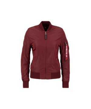 La chaqueta bomber MA-1 TT Two Tone para mujer combina estilo moderno con un toque militar. Su corte entallado resalta la figura, mientras que el nailon ligero con efecto bicolor le da un aspecto elegante. Los bolsillos funcionales y el icónico bolsillo utilitario con etiqueta RBF ofrecen practicidad. La cremallera con lengüeta de cuero y los discretos detalles del logo completan el diseño. Fácil de combinar, esta chaqueta mantiene su forma gracias a su alta calidad. Ideal para temperaturas suaves.