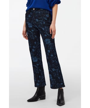 Ladies  This season, roses are blue. Introducing our Riley Ankle boot – defined by a cropped, bootcut silhouette – in floral-printed American Vintage denim, which offers both an authentic look and comfort-stretch. Team with an oversized blazer and ankle boots. 7 For All Mankind jeans are made from premium-quality fabrics.