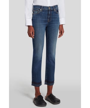 Damen  Vielseitiger als die Straight Crop aus dunkelblauem Heritage Denim können Jeans nicht sein. Das Modell mit mittelhohem Bund und verkürzter Länge ist tagsüber eine tolle Option für legere Outfits, eignet sich aber genauso gut für schickere Abendoutfits. Besonders gut gefällt es uns zu einem gebügelten weißen Hemd und Sandalen mit Schnallen. Die Jeans von 7 For All Mankind werden aus Premiumstoffen hergestellt.