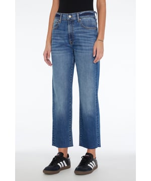 Dames  Als het gaat om de ultieme straight-leg jeans, is de Modern Straight een voorbeeld. Hij heeft een flatterende hoge taille en een licht cropped zoom, waardoor hij perfect past bij opvallende schoenen. Deze middenblauwe jeans is ideaal voor een avondlook; draag hem in een nauwsluitend tanktopje en maak hem af met puntige slingbacks voor je volgende etentje. De jeans van 7 For All Mankind zijn gemaakt van hoogwaardige stoffen.