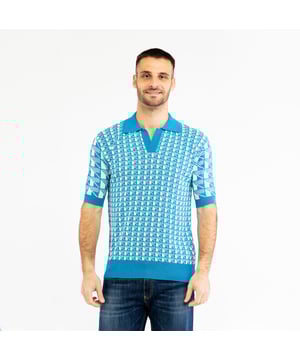 Entdecken Sie die sportliche Eleganz des BIKKEMBERGS-Poloshirts: klare Linien, moderne Passform und ikonische Details für einen raffinierten Look bei jeder Gelegenheit.