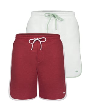 Die Felix Hardy Herrenshorts vereinen Komfort und Stil und sind die ideale Wahl für legere Tage bei warmem Wetter. Aus einem leichten, atmungsaktiven Stoff gefertigt, bieten diese Shorts hervorragenden Tragekomfort und Langlebigkeit für den täglichen Gebrauch. Der mittelhohe Bund und die taillierte Passform sorgen für eine moderne, schmeichelhafte Silhouette, während das flexible Design Bewegungsfreiheit ermöglicht. Mit praktischen Seiten- und Gesäßtaschen sind diese Shorts sowohl funktional als auch stilvoll. Ob für einen entspannten Tag unterwegs oder lockere Treffen – diese Shorts sind eine vielseitige Ergänzung für jede Garderobe und bieten einen raffinierten, dennoch legeren Look.