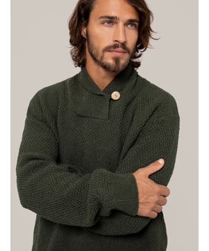 Topped with a shawl collar for a cosy feel in chilly conditions, our jumper is crafted in Genuine Donegal wool to give it the inherent flecks that set the yarn apart. This yarn provides a soft handle without feeling too bulky. So you can layer up in the cold or keep it simple on warmer days.