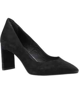 De olivia is een delicate, eenvoudige courtstijl, met een kwaliteits-suède bovenkant en een memory foam binnenzool. Dit is de perfecte keuze voor elke gelegenheid.