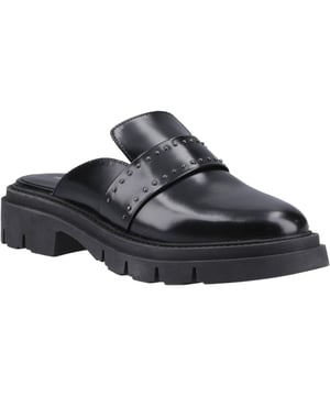 Ein lässiger, leicht anzuziehender Slipper, der Nicole verfügt über ein Obermaterial aus echtem Leder, eine bequeme Memory-Schaum-Innensohle und eine flexible, strapazierfähige Außensohle.