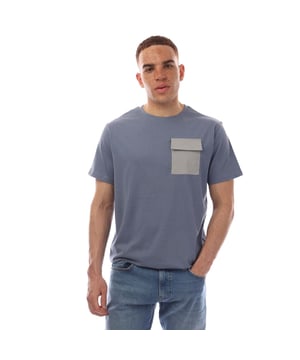 Introducing the Limatar Tee  a 100% Cotton crew neck t-shirt with a regular fit for comfort and a modern look. The contrast polyester chest pocket with a Velcro flap adds both style and function. Perfect for everyday wear  this tee pairs easily with denim jeans.
