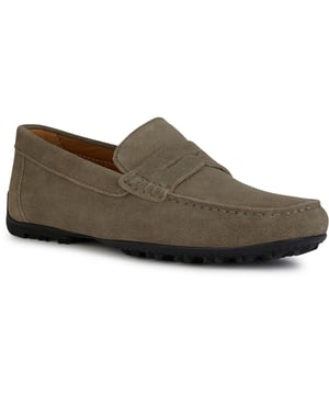 Kosmopolis + Grip is a breathable loafer that rests on a gripping outsole ensuring excellent traction on wet terrain as well. Rendered in suede for a casual refined look, it will lend itself to city looks while coming in handy for travelling too.