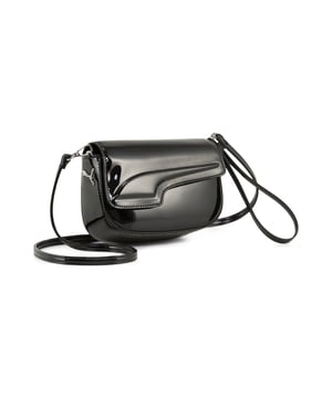 PRODUCT STORY: Embrace the Y2K vibe with this mini hobo bag. Featuring an internal zip pocket, detachable shoulder strap, and wrist loop, it's perfect for any adventure. An embossed PUMA Formstrip detail on the front and metal PUMA Cat Logo on the side add the final touch. DETAILS: Detachable shoulder strap; Wrist loop; Internal zip pocket; Embossed PUMA Formstrip branding on front; Metal Cat Logo on side; Dimensions: W18cm / D6cm / H12.5cm; Volume: 1L; PUMA branding details.
