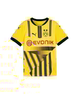 PRODUCT STORY: History (re)made. The 24/25 BVB Cup Kit combines elements from four kits worn during iconic moments, including the 2013 European final. It is a patchwork of classic designs, all coming together for a kit that is ready to write the next chapter of club history. FEATURES & BENEFITS: dryCELL: Performance technology designed to wick moisture from the body and keep you free of sweat during exercise; As part of the RE:FIBRE program, this garment is made of at least 95% recycled material from textile waste and other used materials. DETAILS: Regular fit; 170 gsm, Jacquard; Crew neck; Short sleeves; Official team branding; PUMA Youth: Recommended for older kids between 8 and 16 years.