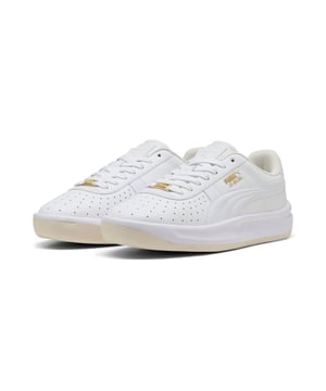 PRODUCT STORY: Step up your sneaker game with these retro-inspired kicks. Featuring a synthetic leather base, perforated vamp, and PUMA branding, these shoes blend heritage with modern flair. Mesh lining and Ortholite sockliner ensure breathability and comfort for all-day wear. DETAILS: Synthetic base; Synthetic perforated vamp; Synthetic leather eyestay; Mesh lining; PUMA branding details.