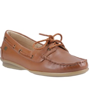 De Irene Bootsschoen heeft een bovenwerk van echt leer met een verstelbare vetersluiting, een textiele binnen- en buitenvoering en een flexibele outsole voor de hele dag comfort.