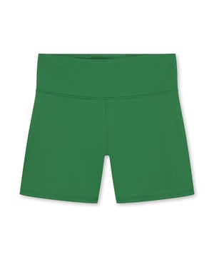 PRODUCT STORY: These training shorts bring functionality and flair to your workout. Featuring EVERSCULPT for a sleek silhouette, dryCELL to keep you dry, and two pockets for your essentials. The 5" seam and cutlines inspired by PUMA's Formstripe ensure you move with confidence and style. FEATURES & BENEFITS: dryCELL: Performance technology designed to wick moisture from the body and keep you free of sweat during exercise; Made with at least 50% recycled materials.. DETAILS: Tight fit; Single jersey; Above knee length; High rise; PUMA branding details.