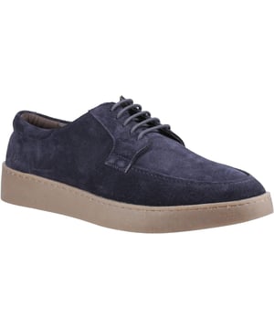 Met een suède bovenwerk, moccasin-tipe detail en een geheugenschuimzool voor comfort de hele dag door, is de Rafael een stijlvolle keuze voor dagelijkse casual stijl.