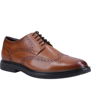 De Kingston Brogue is een perfecte veterschoen voor kantoor dagen of speciale gelegenheden, gemaakt van hoogwaardig leer en voorzien van een comfortabele gepolsterde binnenzool.