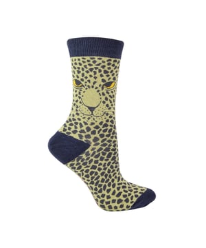 Miss Sparrow Bamboo Patterned Animal Socks: Miss Sparrow prides their products on the philosophy of making your feet feel fabulous all year round. Whether it's their chic and stylish products, they bring you unique, exciting and fashionable accessories, full of individuality to give you the confidence to be you. If you’re after great bamboo socks with very bright, funky and crazy colours then these bunch of Miss Sparrow Socks are perfect! With loads of patterns like spots, stripes, zig zags and more! You’ll be sure to find the perfect pair to jazz up your feet!. Their socks will keep your toes warm and make your loved ones smile on special occasions. They would even make a wonderful gift for yourself or a loved one. These socks are breathable, hypoallergenic antibacterial and super soft. There are many patterns available including: Puffins, Frogs, Penguins and even more!. These range of socks are made from 54% Bamboo, 22% Cotton, 16% Polyester, 6% Nylon, 2% Elastane. They are womens size 4-7 UK. Machine washable under 40. Do not dry clean. Do not iron. Do not bleach. Extra Product Details: Ladies Miss Sparrow Socks Novelty Bamboo Socks A Great Gift Bamboo Rich Fibres Funky Patterns Super Soft & Breathable Hypoallergenic Antibacterial Machine Washable Under 40