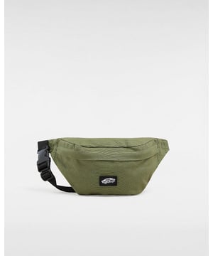 A quintessential waist pack with plenty of retro cool, the Traveler Fanny Pack features an adjustable strap with an allover checkerboard print and a classic skateboard logo patch.
Shell: 100% Cotton fabric
Lining: 100% Polyester fabric
Main pocket with zipper closure
Exterior zipper pocket
Adjustable strap
Capacity: 2 Liters
Dimensions: 22,9 x 14 x 8,9 cm

Composition: SHELL: 100% COTTON, LINING: 100% POLYESTER, Exclusive of decoration  Style: VN000HE6AMB