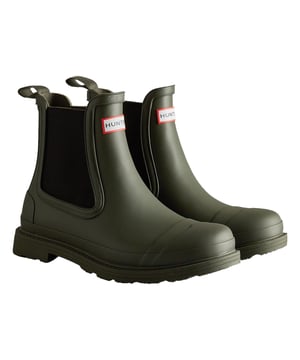 Crafted from natural FSC-certified, vegan rubber, the 100% waterproof Commando Chelsea Boot is a new addition to our iconic Original collection. This new silhouette has a higher profile, reaching 15mm further up the leg.