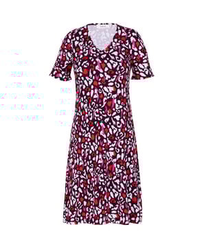 Because everyone loves leopard, we know how important it is to find the world's favourite animal print in the right Colour Profile. The Tilly Dress features a new and improved fit, with slightly fluted sleeves and a soft V neckline.
