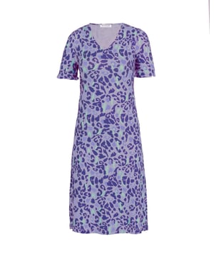 Because everyone loves leopard, we know how important it is to find the world's favourite animal print in the right Colour Profile. The Tilly Dress features a new and improved fit, with slightly fluted sleeves and a soft V neckline.