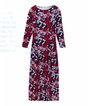 This medium scale floral print dress adds a touch of romance to everyday dressing; the fit-and-flare style pairs beautifully with dressy jackets and elegant ankle boots.