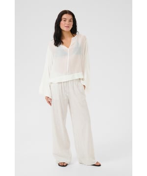 Box fit,Heup lengte,Lange mouwen  Fijne was 30°, niet bleken, niet in de droger drogen, Druipnat ophangen in de schaduw, koud strijken max. 110° C, Chemisch laten reinigen.  85% Viscose (LENZING™ ECOVERO™),15% Nylon