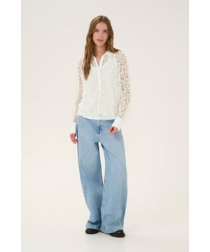 Loose fit,Korte lengte,Lange mouwen  Fijne was 30°, niet bleken, niet in de droger drogen, Druipnat ophangen, koud strijken max. 110° C, Droogreiniging  100% Polyester