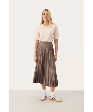 A-shape,Midi-Länge  Schonwäsche 30°, Nicht bleichen, Nicht im Trockner trocknen, Tropnass aufhängen im Schatten, Nicht bügeln, Trockenreinigung  100% Polyester (Recycelt)