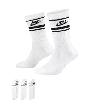 These Nike Men's DX5089 Crew Socks offer versatile comfort for every occasion—whether it’s business, casual, formal, or workwear. Crafted from a breathable blend of 97% polyester and 3% elastane, they’re machine washable and designed for all-season wear. The mid-calf length and Nike's signature Dri-FIT technology ensure all-day comfort and moisture control. Available in packs of 3 or 6 pairs, these socks are an ideal everyday essential for men seeking both style and performance.