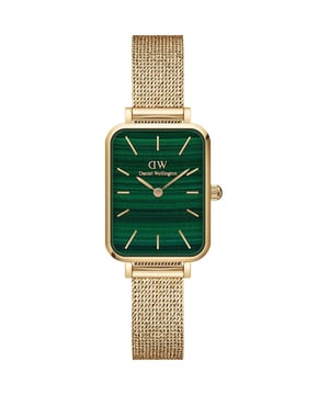 You can't go wrong with this Ladies Quadro Pressed Evergold Gold 20mm Watch DW00100561 from Daniel Wellington, each and every Daniel Wellington watch is meticulously designed and crafted using high quality materials. And by buying the Ladies Quadro Pressed Evergold Gold 20mm Watch DW00100561 here, you can also sleep sound knowing your new watch will be fully backed by the manufacturer's warranty in the very unlikely event it should develop a fault.